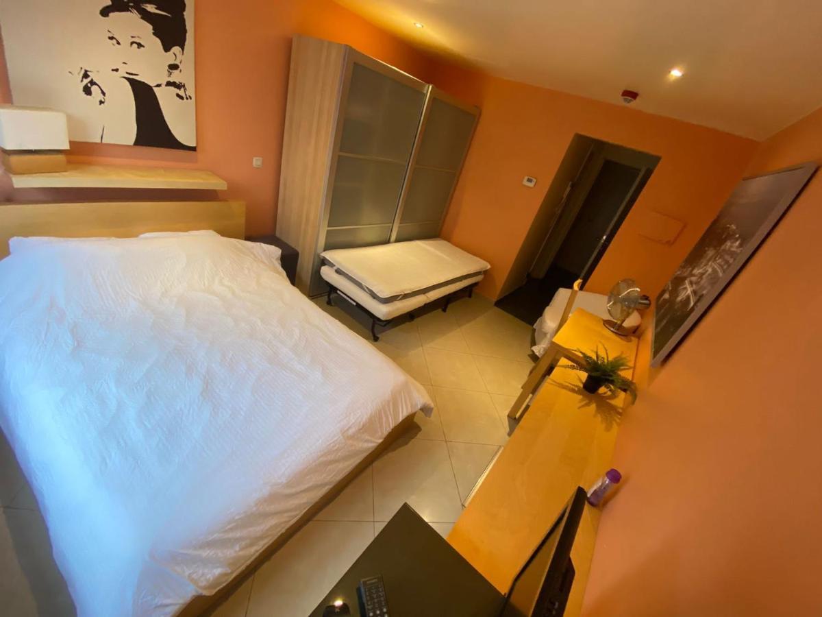 Khách sạn hẻo lánh La Fraisiere 3*
